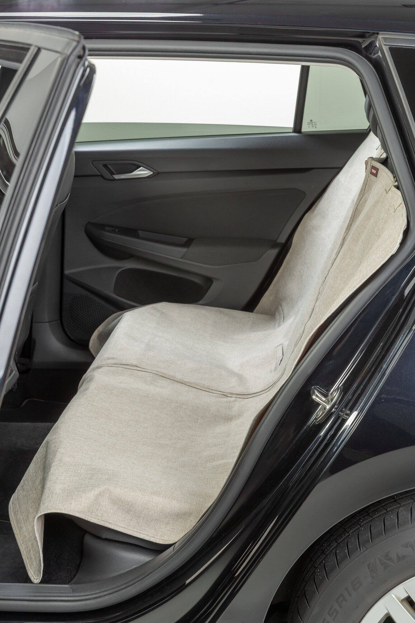 Trixie Car seat cover, black/beige 1.40 x 1.45 m